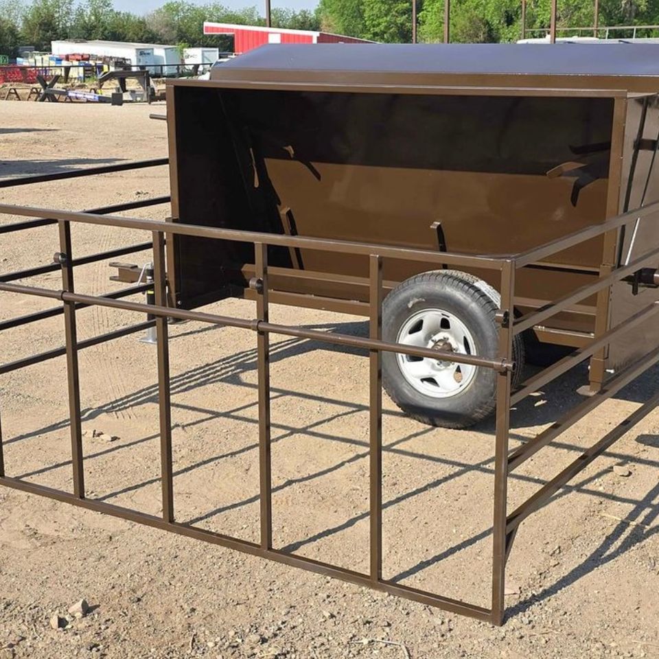 65 bushel creep feeder