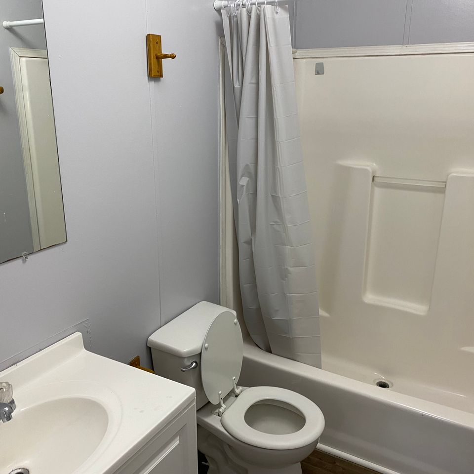 Bathroom lot 39