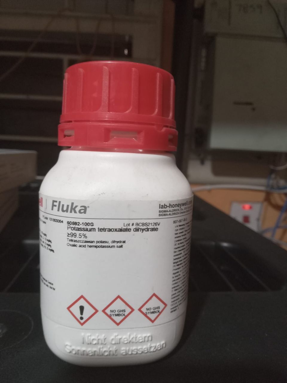 Potassium tetraoxalate dihydrate