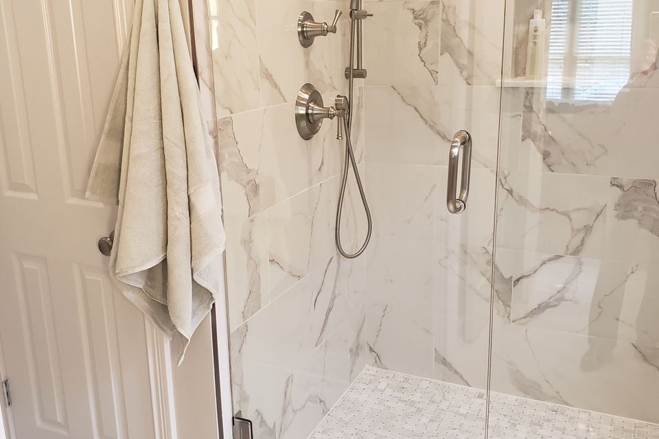 Bathroom shower