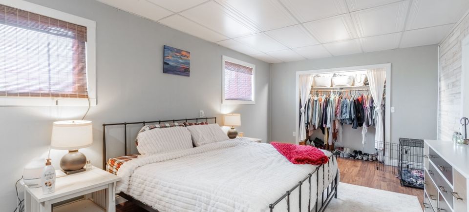 10 web or mls 201 edwards ave 10