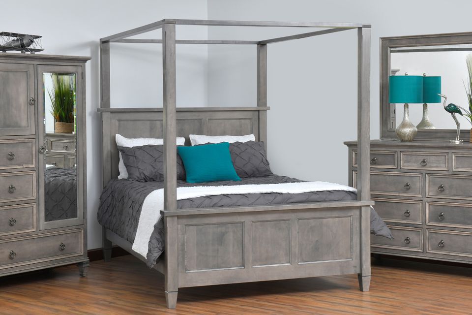 Trf savannah canopy bed roomshot (2)