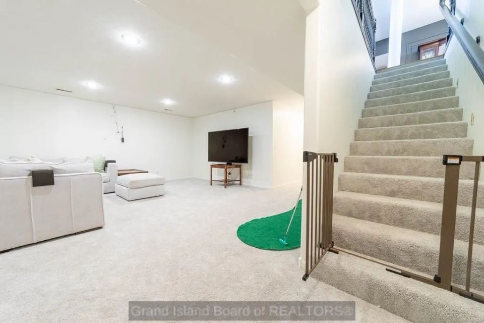 4118 fleetwood rd grand island e 1