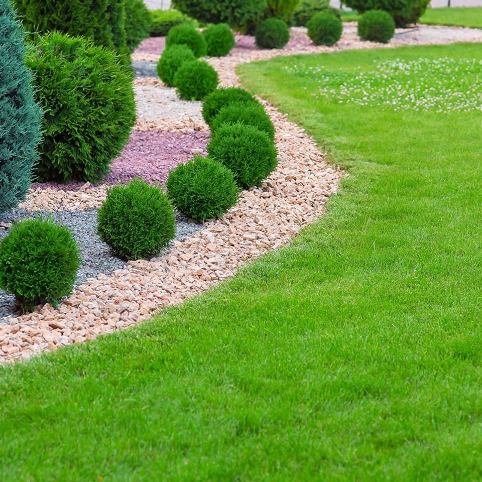 Silver streak lawn and landscaping 5
