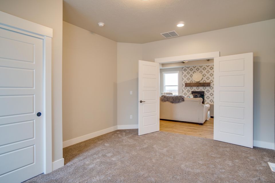 22777 elsie st caldwell 41