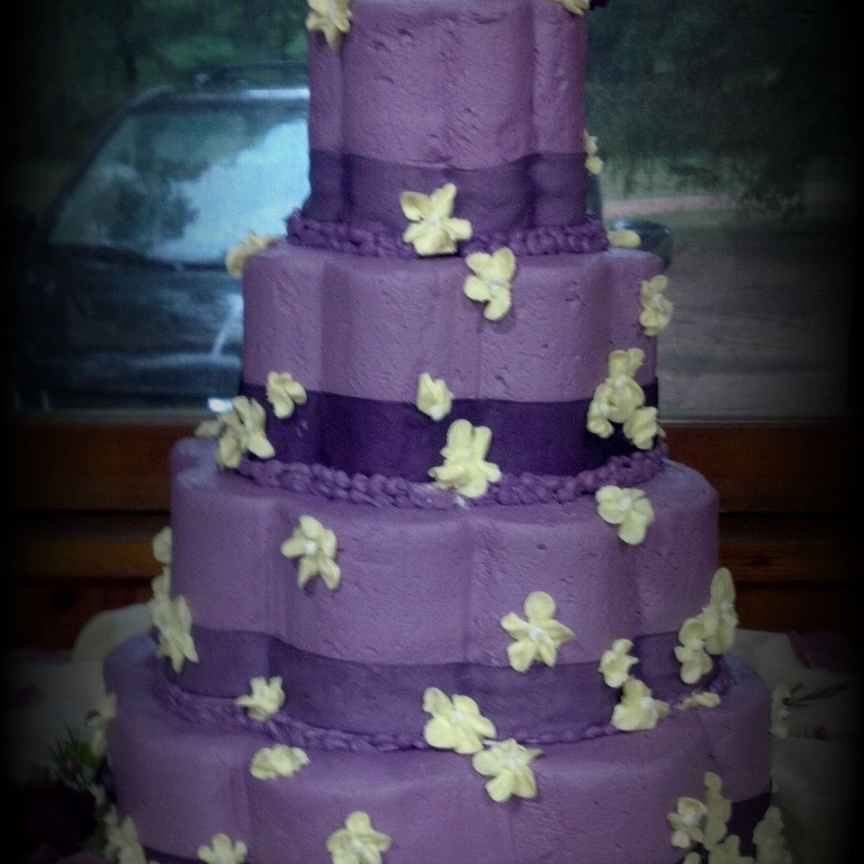 Wed cake 22620180617 32456 1z062aq