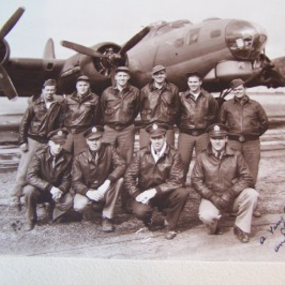 Wwii  pics  crew 49 62  b 17 id'ed 602 bomb sqd files520170912 31442 gfv52r