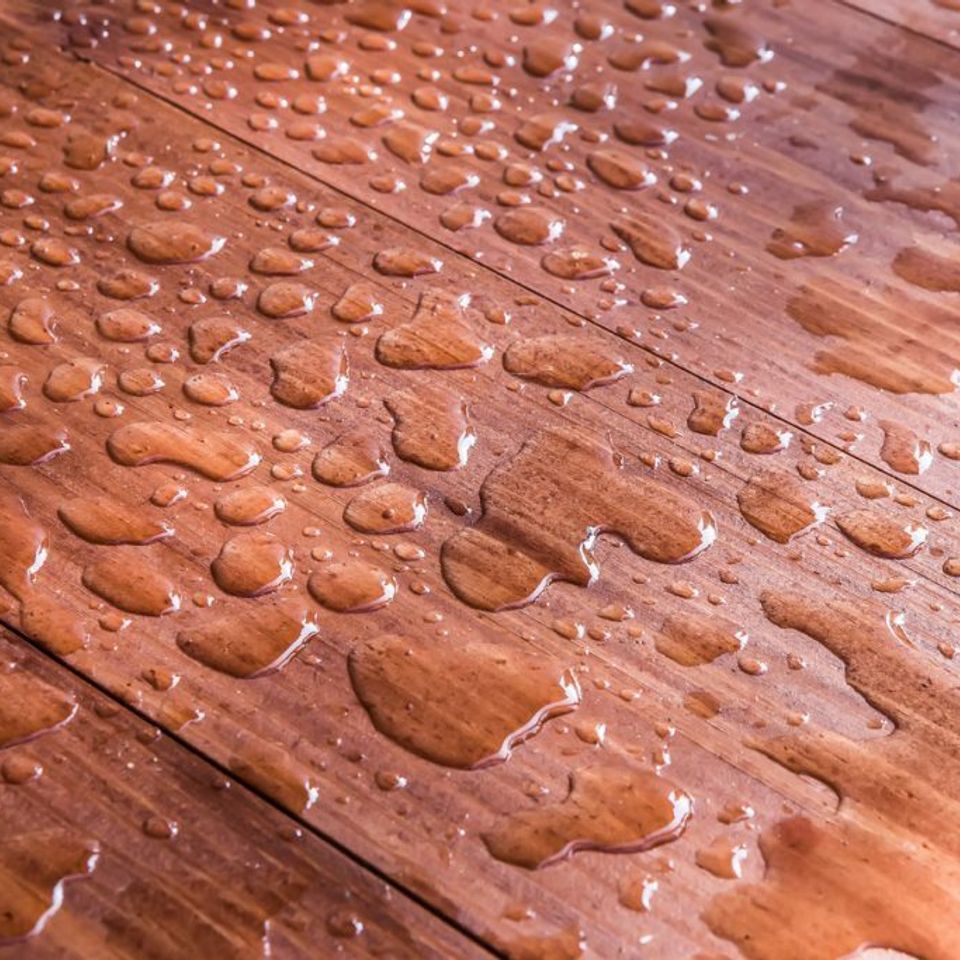 Waterproof flooring plank 1024x683