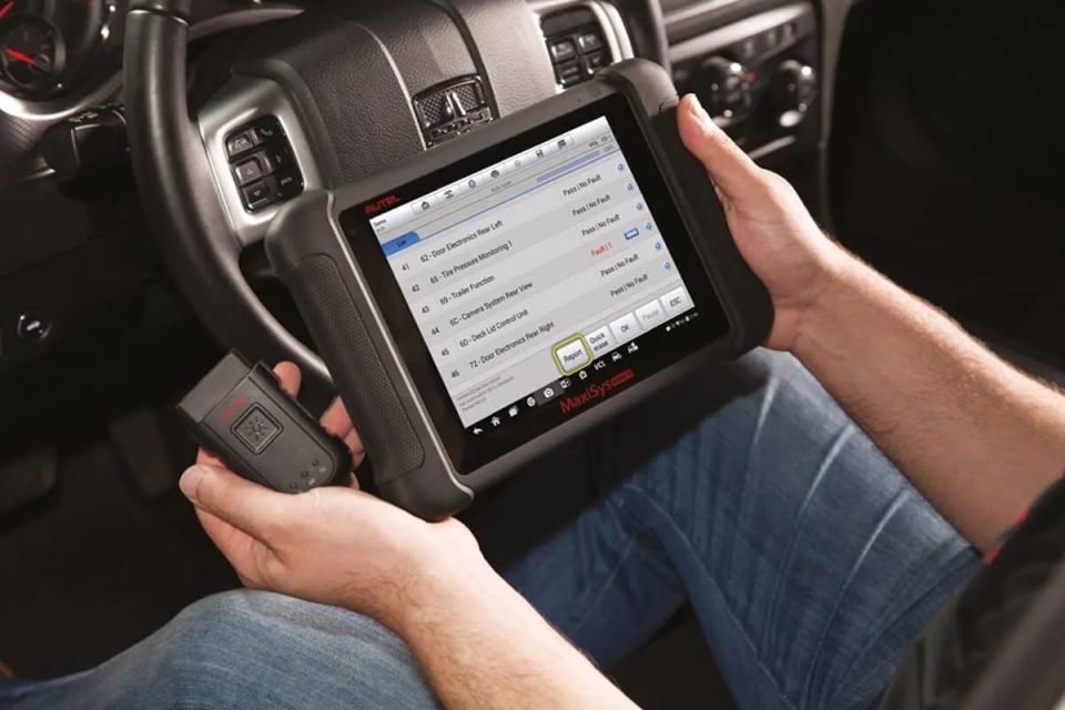 Mobile auto repair services for cars, trucks, and SUVs in Houston, Texas.