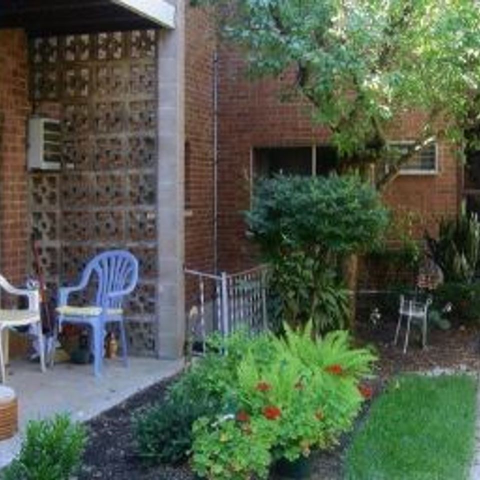 Exterior image3