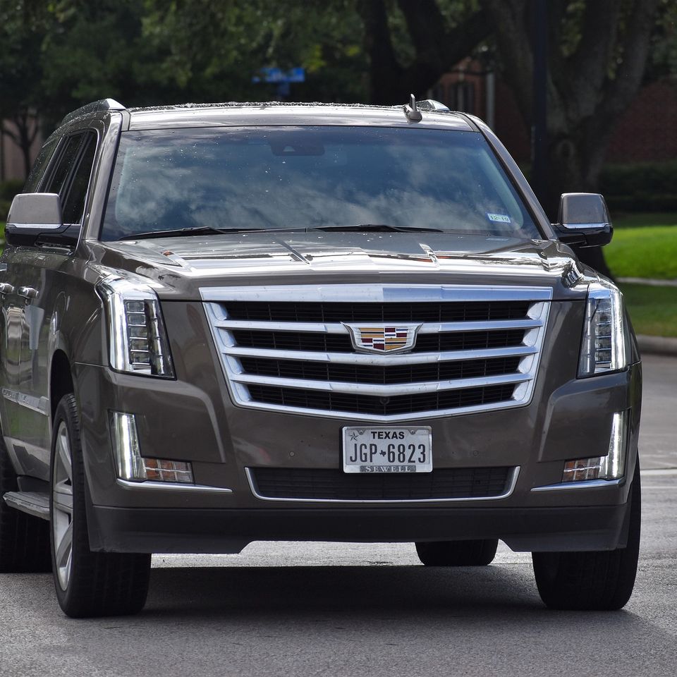 Cadillac escalade g6bf12d720 1920