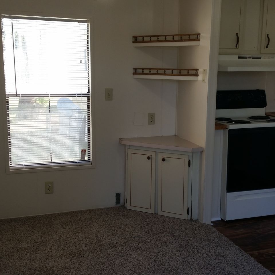 Lot 12 dining20171031 352 mo65r5