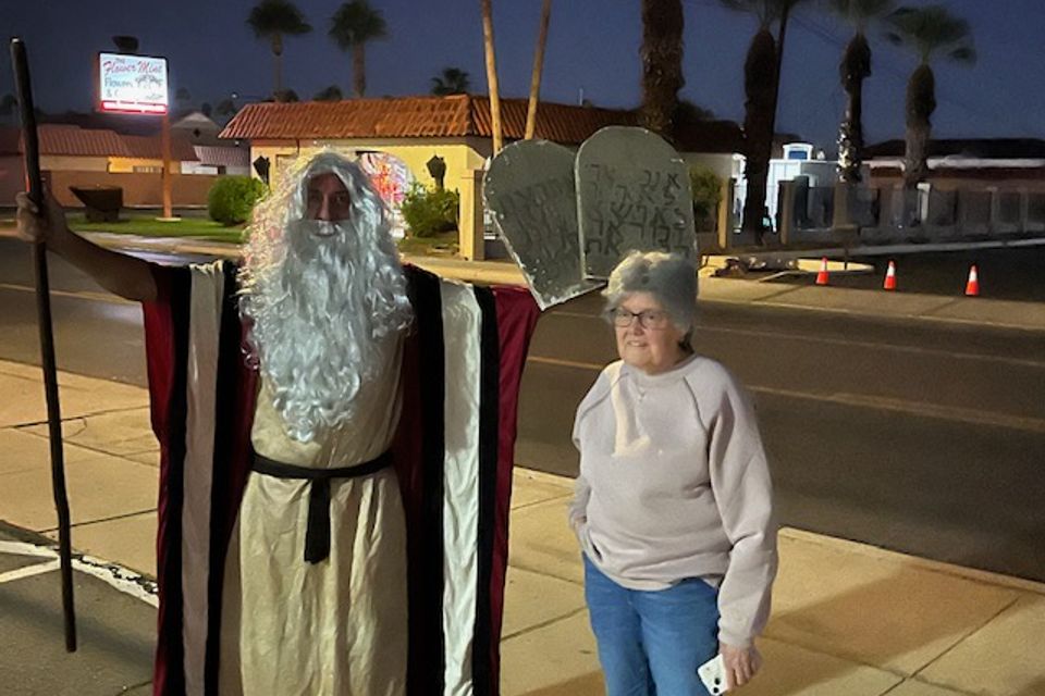 E52b2f8b 4943 4f52 8d15 da7d1e6d7a91