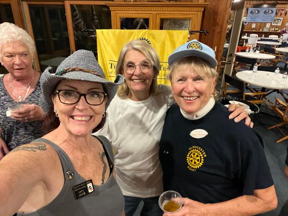 Rotary pig roast 3