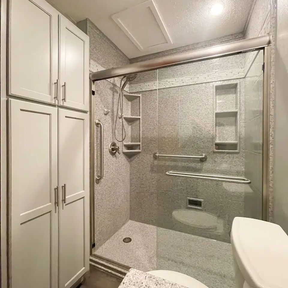 Showersstandard05