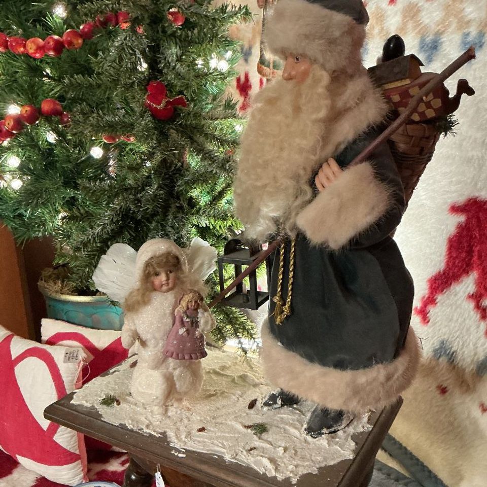 Larrison estate sales woodfield cincinnati116