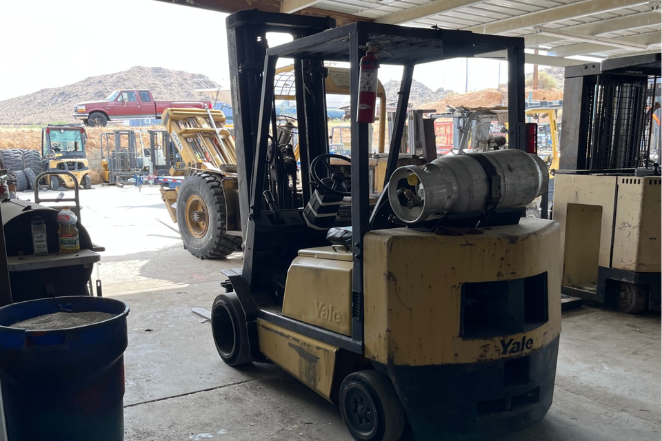Forklilft rental backgroun image