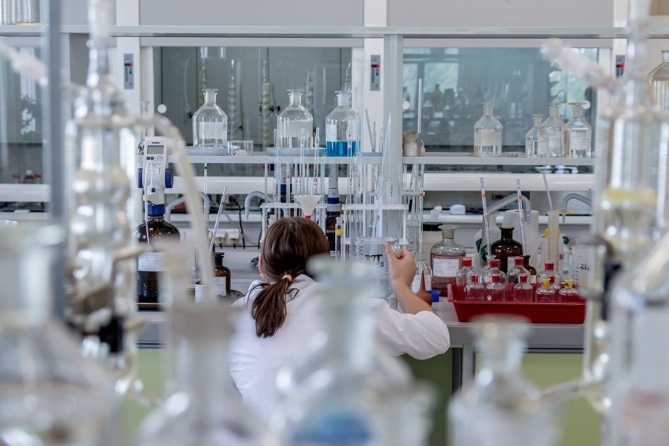 Chemist ga7ee2f727 1920