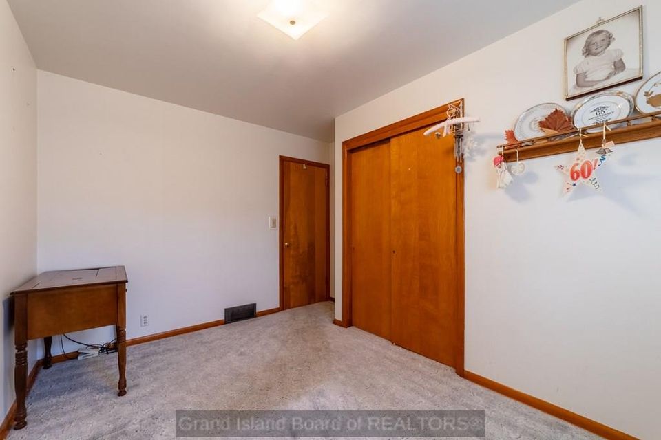 2316 sheridan ave grand island ne 68803 b 5