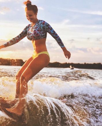 Julie larson daughter surfing