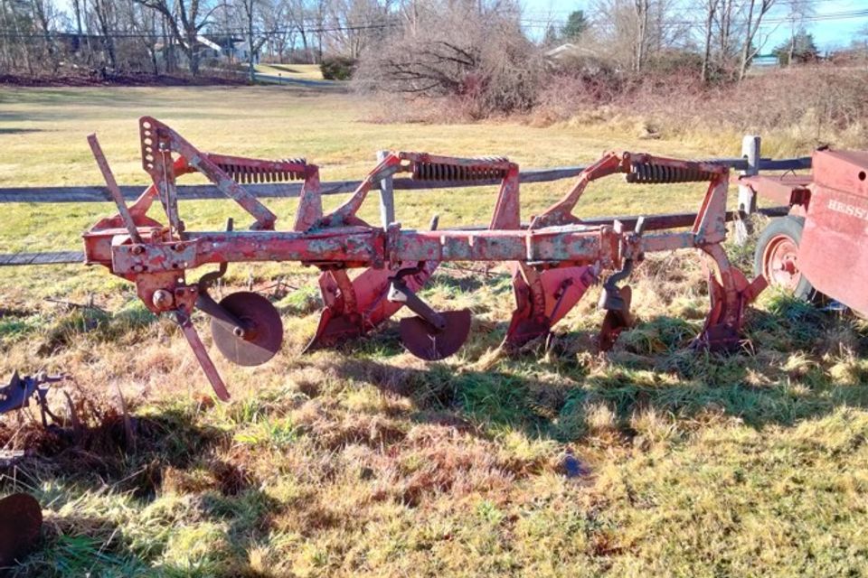 Kverneland 3 bottom right side view