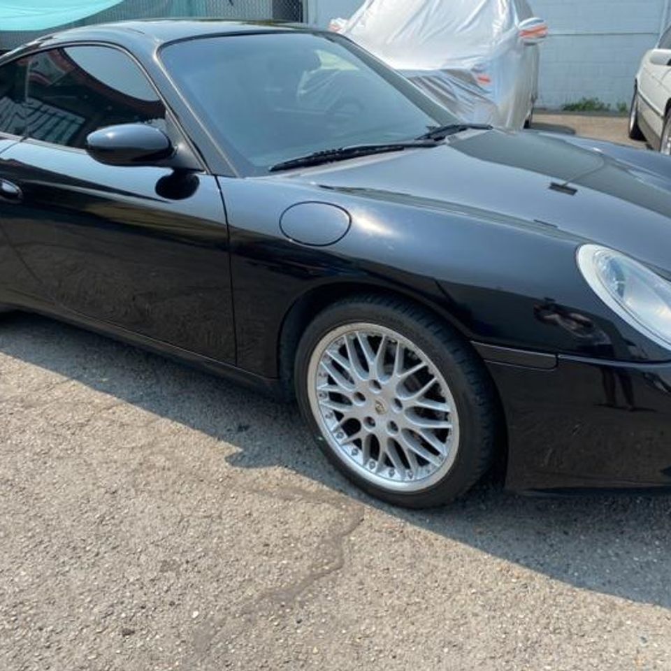 Black Porsche sample photo