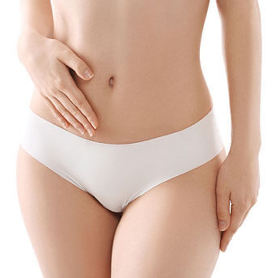 Female genitalia rejuvenation labia