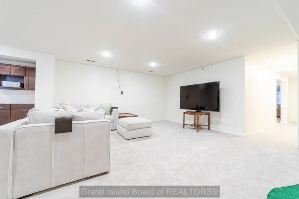 4118 fleetwood rd grand island e 3