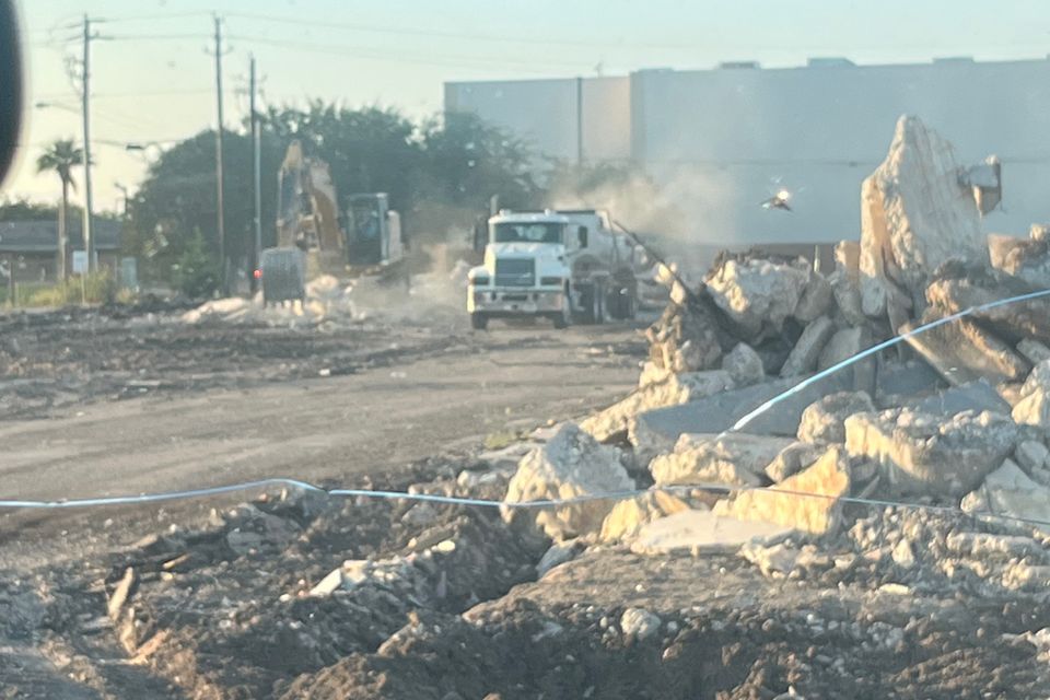 Hotel demolition   harlingen10