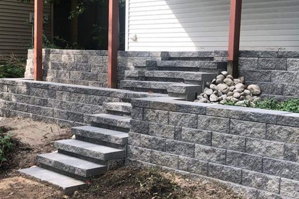 Retaining wall 2