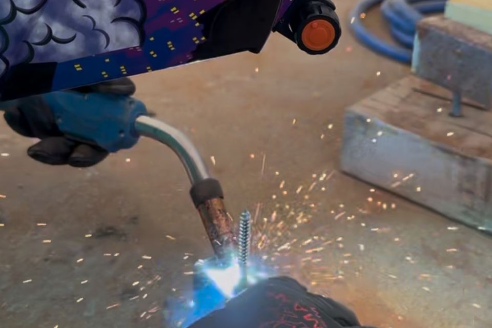 Veteranhands   mig welder