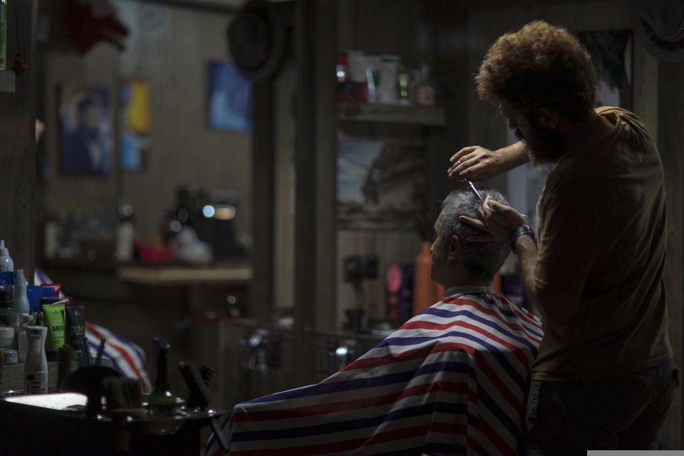 The 8 Rules of Barber Shop Etiquette, According to Barbers