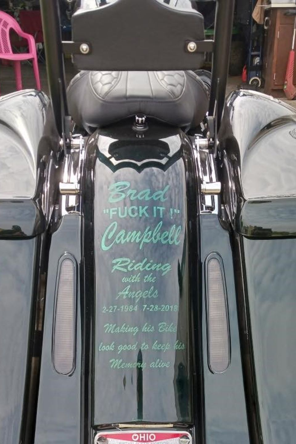 Creative custom pinstriping design and artistic projects created by Skeeter's Grafix.