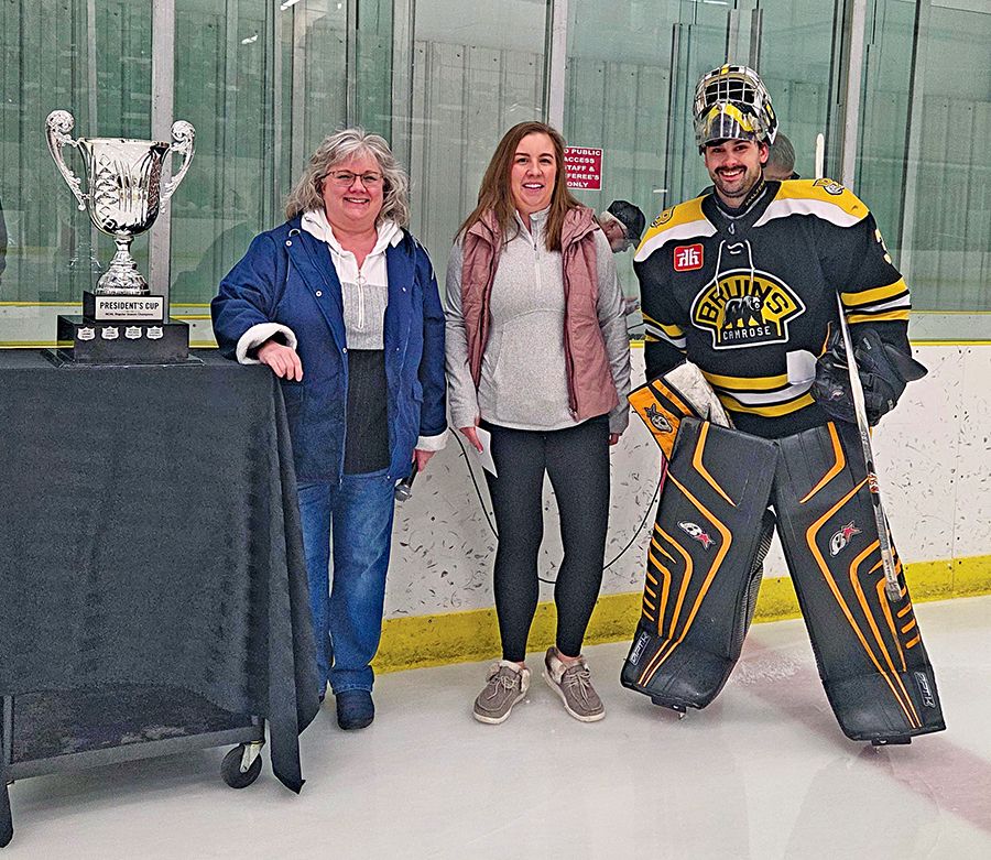 Nl bruins goaltender award
