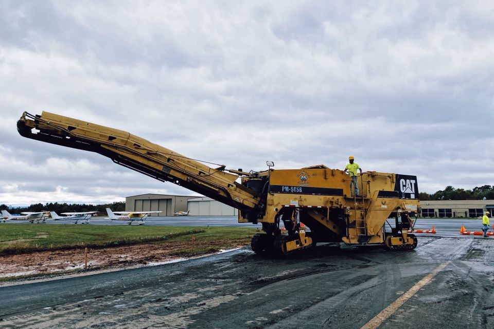 Diamante's Construction, Diamante's Paving, Asphalt Paving, Residential Asphalt Paving, Commercial Asphalt Paving,