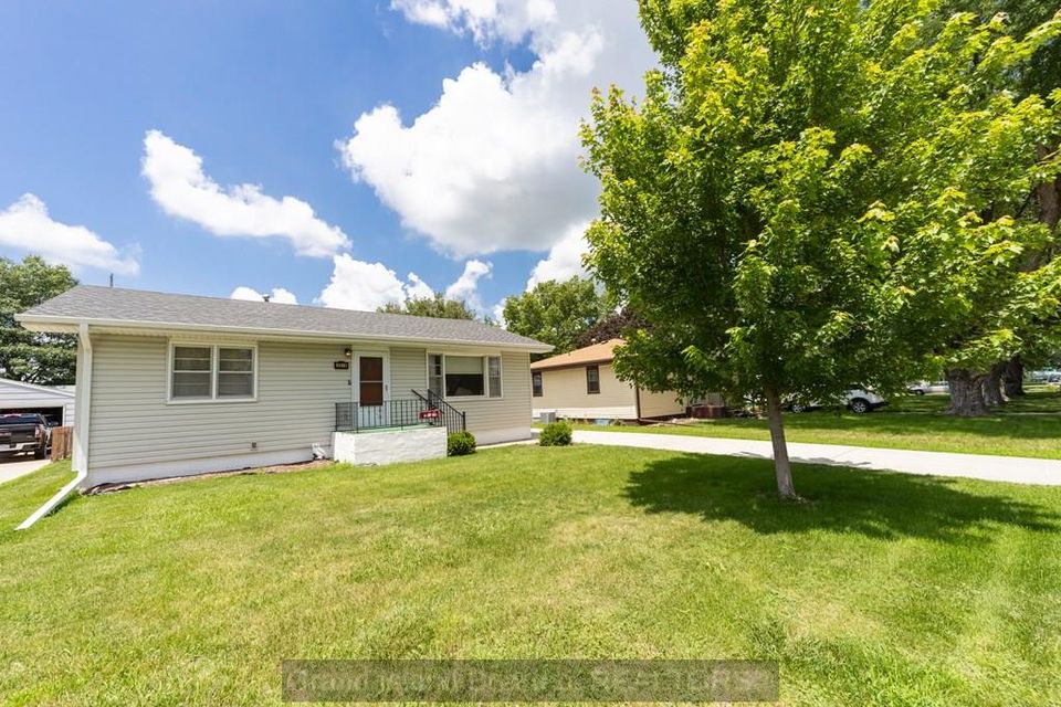 2316 sheridan ave grand island ne 68803 d 3