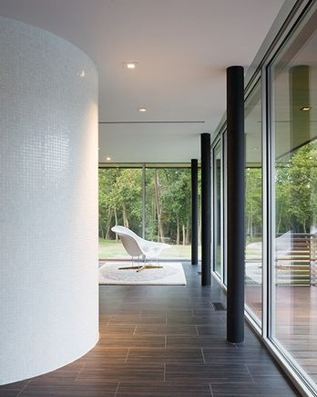 Curved home 15