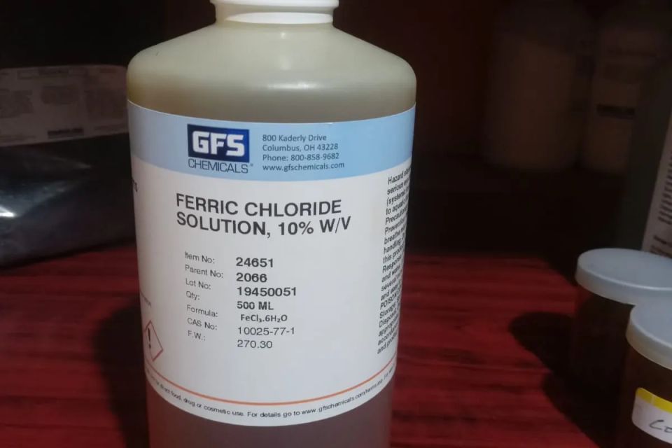 Ferric chloride solution  10   original