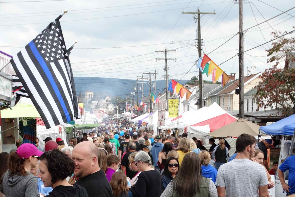 Crowds (6)
