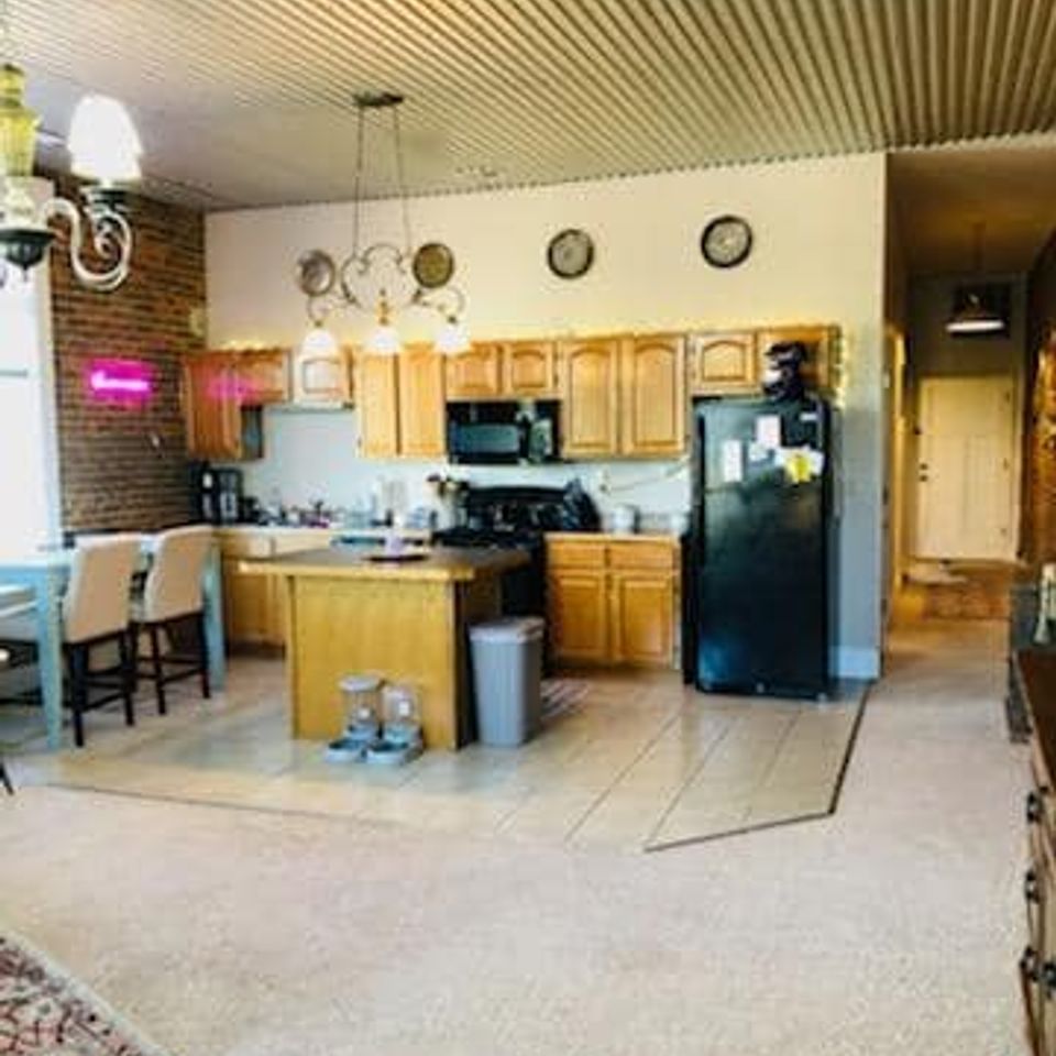 Downtown loft for rent kitchen