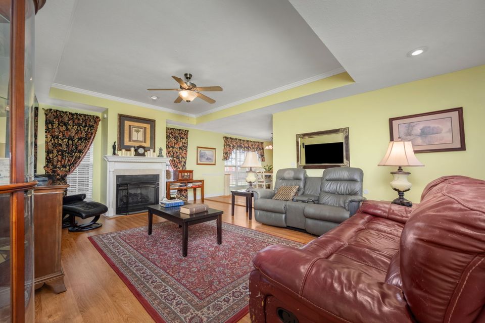 18 web or mls 61 old mill way   clear lens real estate photography 16