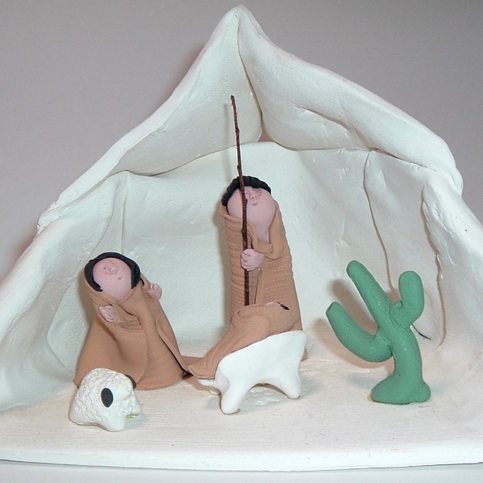 Nativity set  13