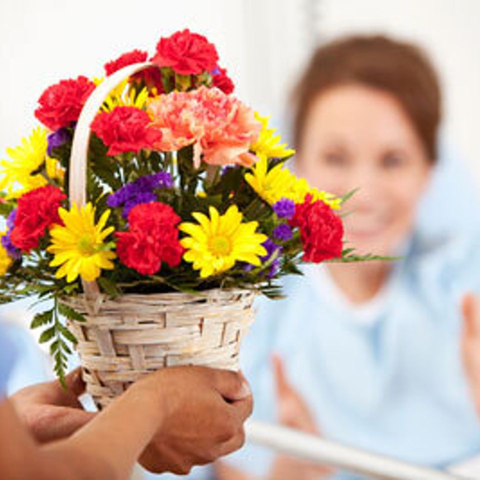 Flower delivery to female patient forweb