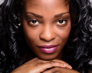 Woman g8102a1eb3 1920