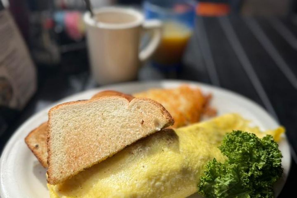 564064538 1424168989434046 6932157192701245040 n