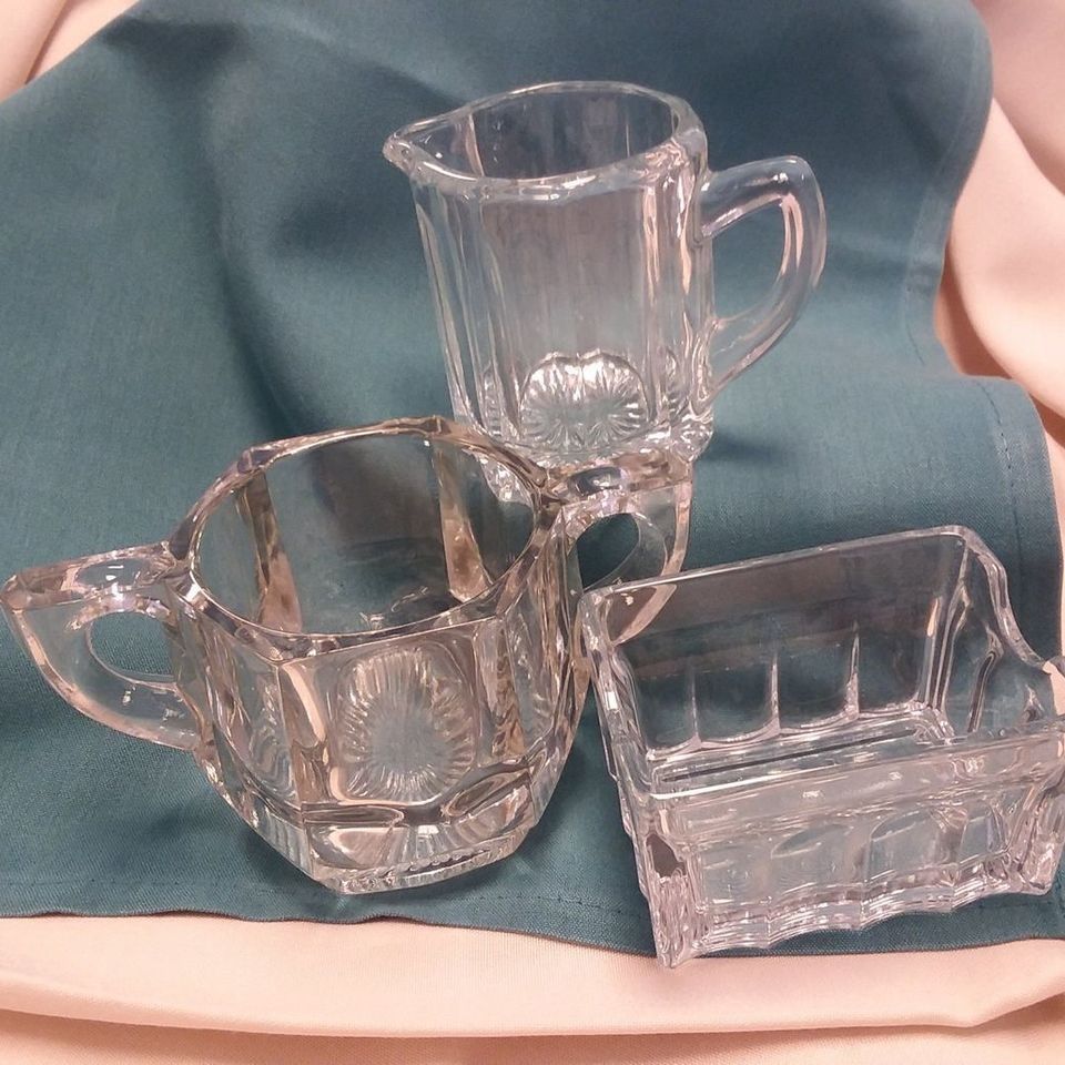 Glass sugar and creamer set 1ddf0bc4 1368w