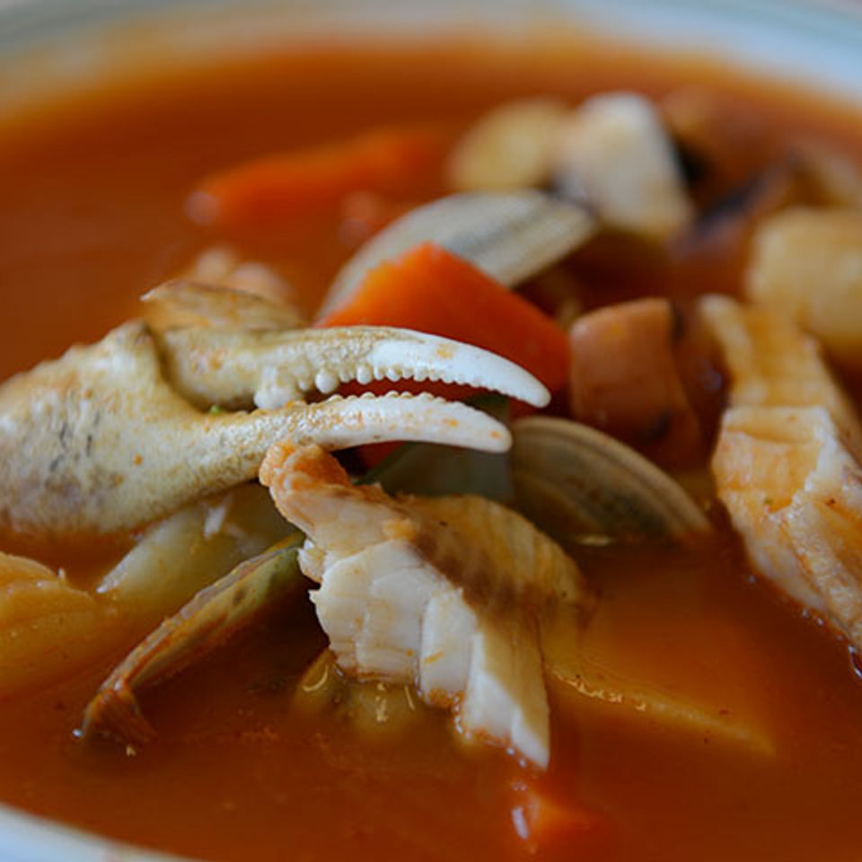 Seafood soup (1)