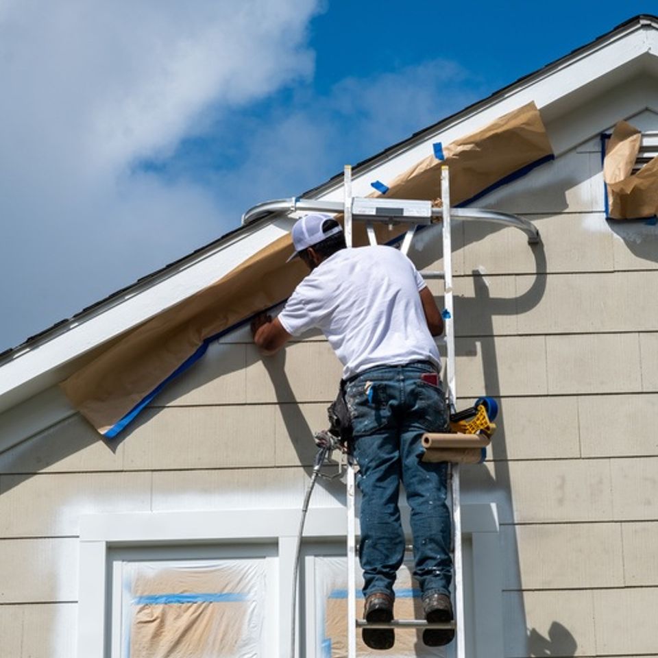4 safety tips for exterior painting