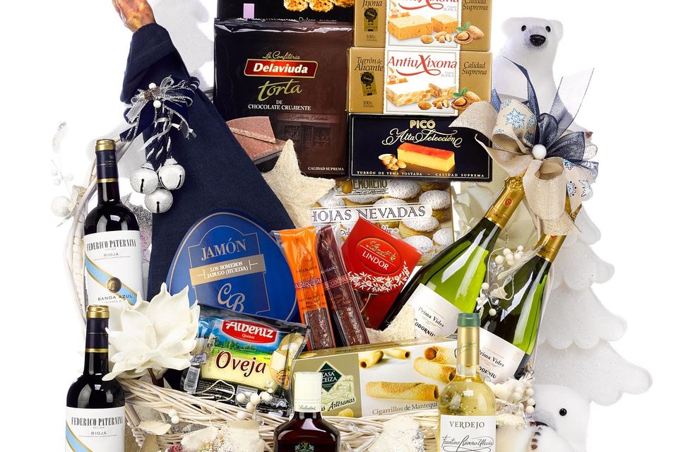 Gourmet gift basket
