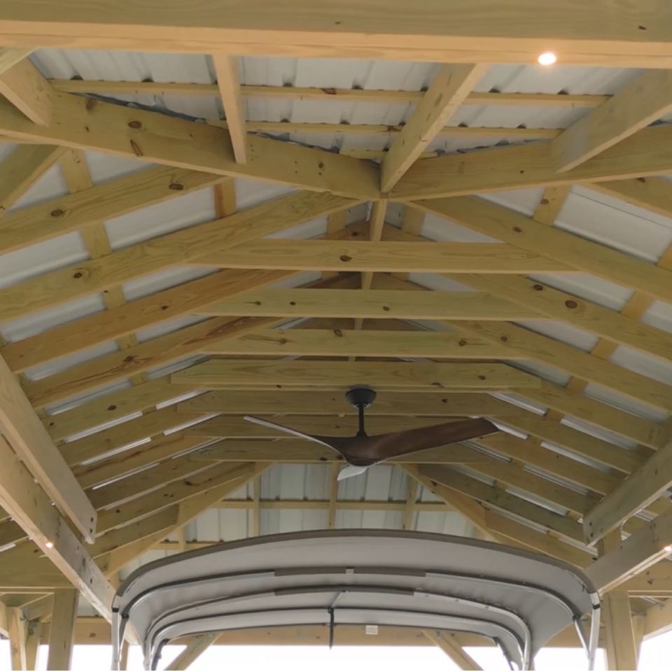 Vaulted ceiling w lights